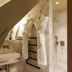 Bienheureux & Restaurant Ξενοδοχείο Wasquehal