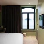 Ξενοδοχείο Bienheureux & Restaurant *