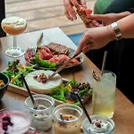 Bienheureux & Restaurant Отель