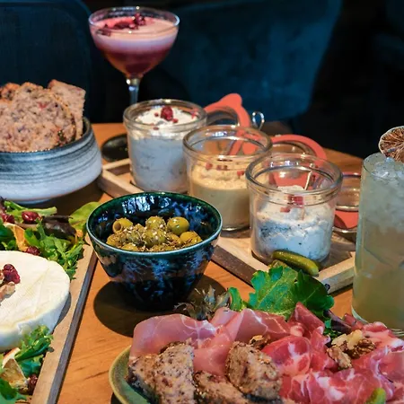 ホテル Bienheureux & Restaurant