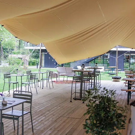 Bienheureux & Restaurant Ξενοδοχείο Wasquehal