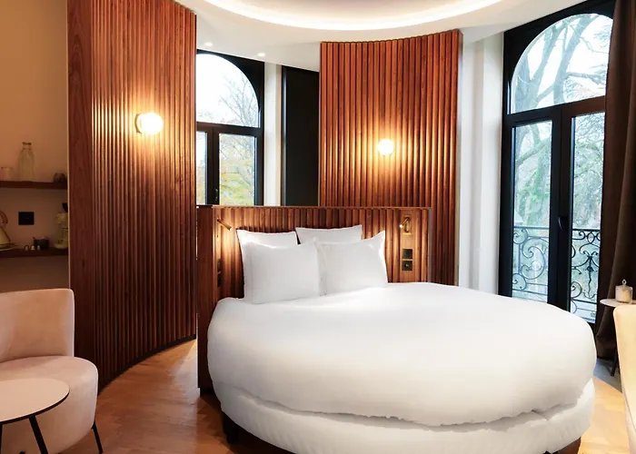 Hotel Bienheureux & Restaurant