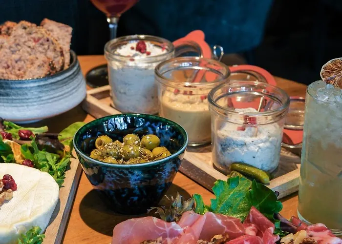 Hotel Bienheureux & Restaurant