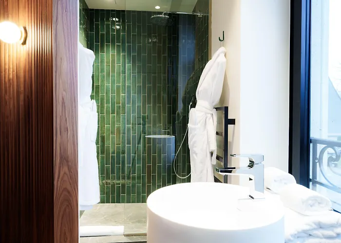 Hotel Bienheureux & Restaurant *