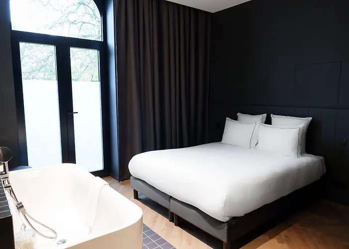 Hotel Bienheureux & Restaurant *